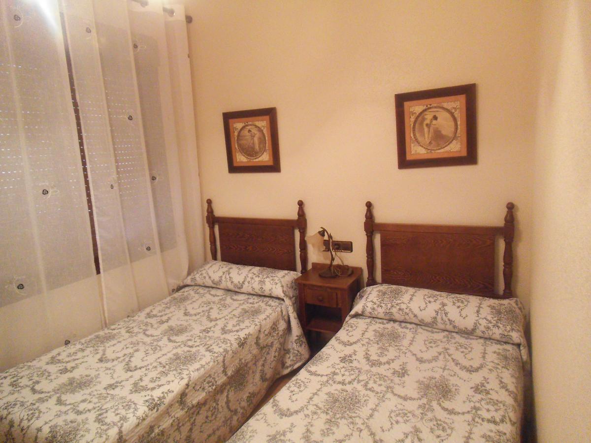 Hostal Los Galgos Yepes Εξωτερικό φωτογραφία