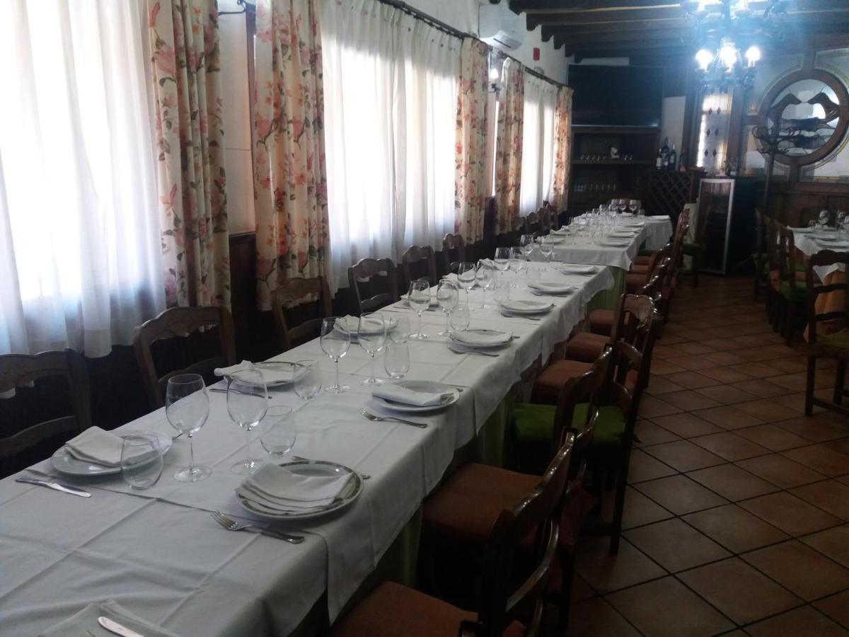Hostal Los Galgos Yepes Εξωτερικό φωτογραφία