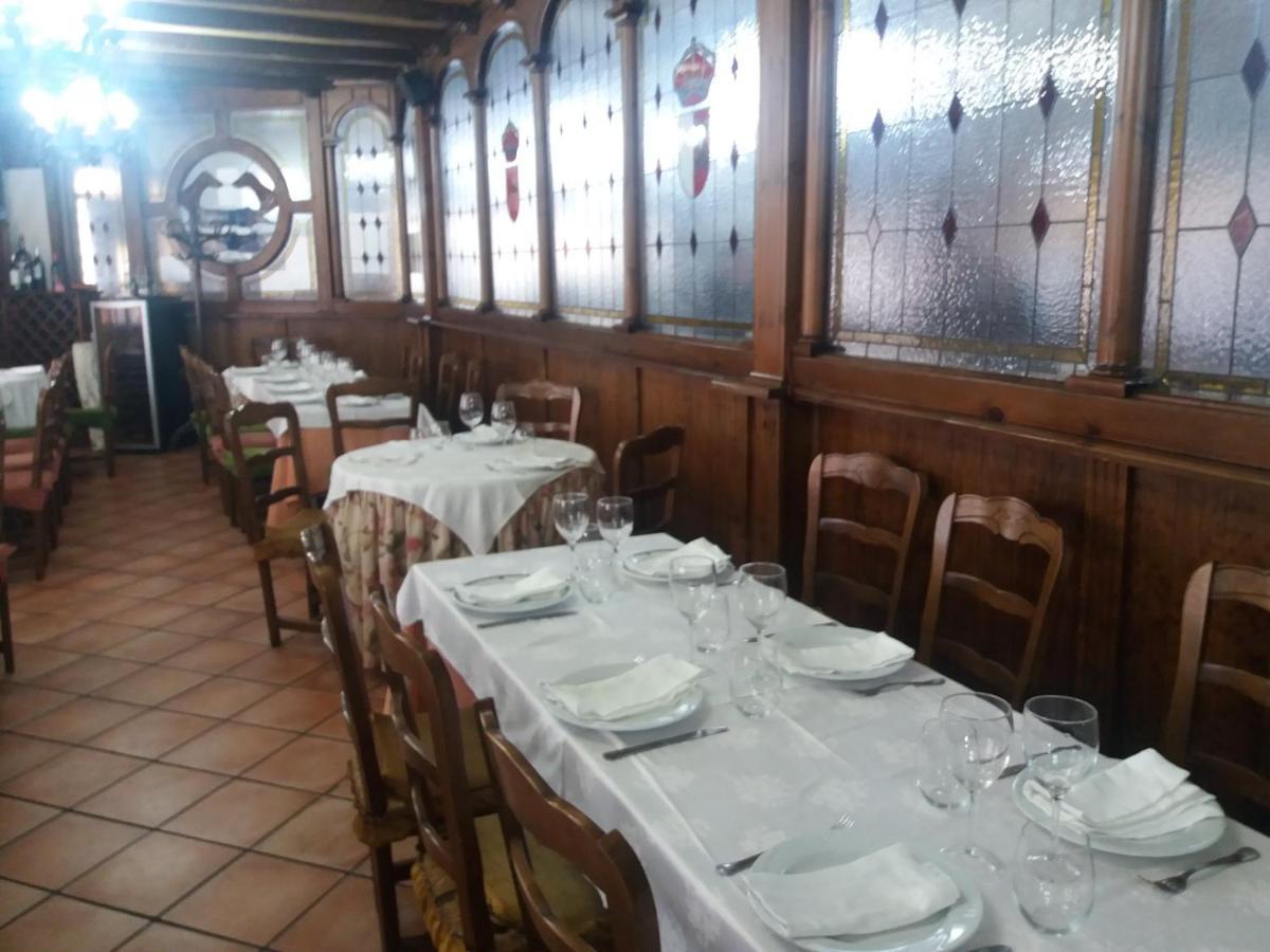 Hostal Los Galgos Yepes Εξωτερικό φωτογραφία